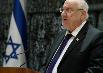 El presidente israelí, Reuven Rivlin, se dirige a los líderes cristianos en una tradicional recepción de Año Nuevo en su residencia oficial el 27 de diciembre de 2018. Crédito: Mark Neiman / GPO.