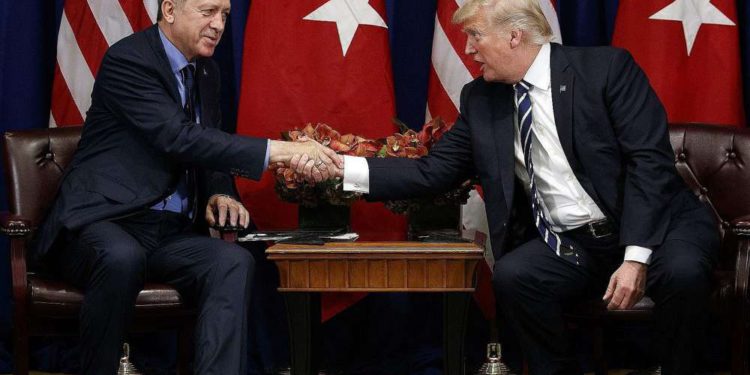 Turquía fija esperanzas en Trump para evitar sanciones por el acuerdo de misiles S-400 con Rusia