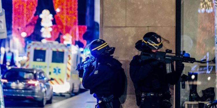 Ataque islamista en Francia deja dos muertos