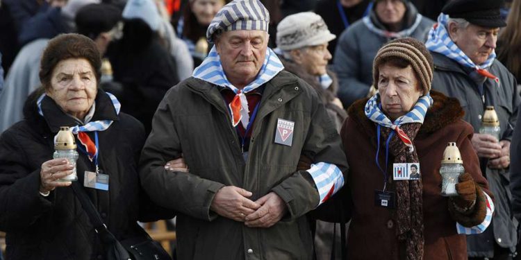 Una vez más, Polonia encubre su participación en el Holocausto