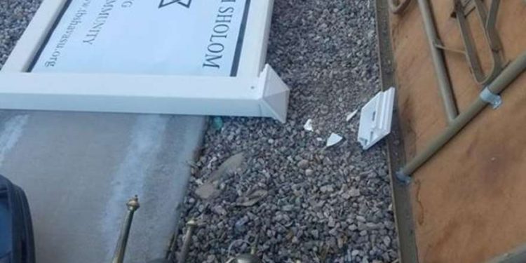 Sinagoga de Arizona vandalizada, pero policía dice que no hay evidencia de delito de odio