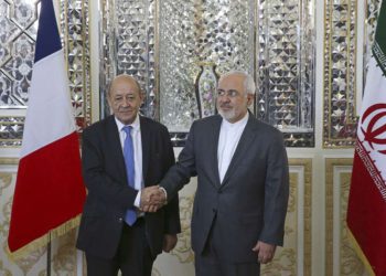 En medio de la amenaza de nuevas sanciones, Irán acusa a Francia de “desestabilizar” Medio Oriente