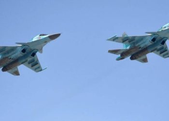 Dos cazas Su-34 de Rusia colisionaron en pleno vuelo sobre el mar de Japón
