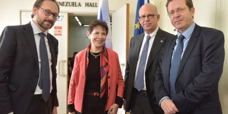 De izquierda a derecha: Emanuele Giaufret, Dina Porat, Joseph Klafter, Itzhak Herzog. - Unión Europea 2019 / Yossi Tzvecker