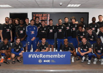 Los futbolistas del Chelsea se unen a la campaña #WeRemember del Congreso Judío Mundial. (Crédito: Chelsea Football Club)