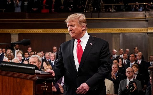 El presidente de los Estados Unidos, Donald Trump, llega para pronunciar el discurso del Estado de la Unión en el Capitolio de los Estados Unidos en Washington, DC, el 5 de febrero de 2019. (Doug Mills / POOL / AFP)