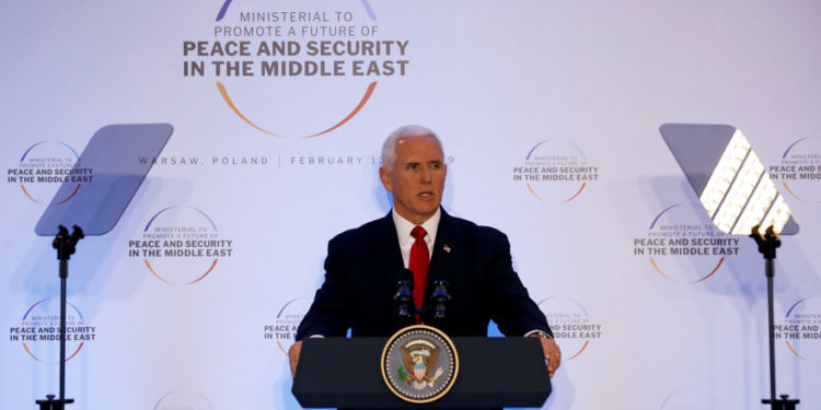 Pence pide a la Unión Europea que se retire del Acuerdo Nuclear con Irán
