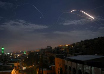 Israel intercepta cuatro misiles disparados desde Siria