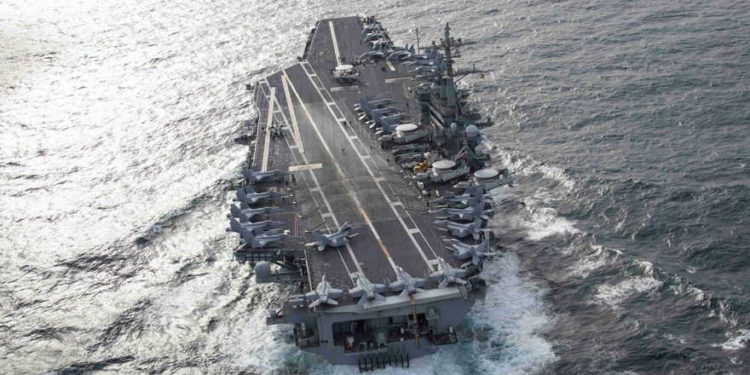 El portaaviones nuclear USS Abraham Lincoln en su actual despliegue (Facebook: @USSLincoln)