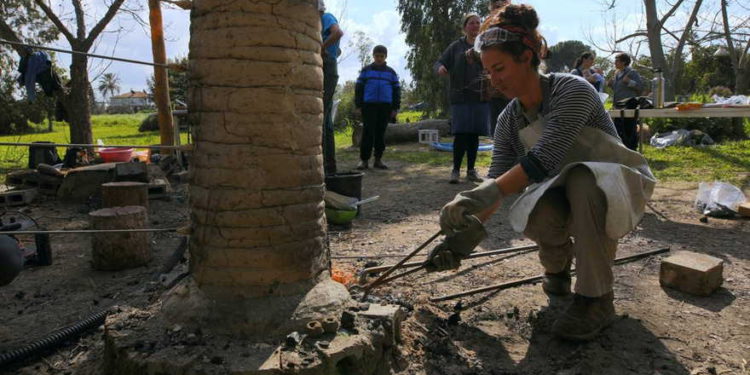 ¿Cómo se fundió el hierro en el antiguo Israel? Científicos construyen hornos para descubrirlo