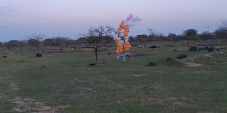 Israel ataca a Hamas en respuesta a ataque con globos incendiarios desde Gaza