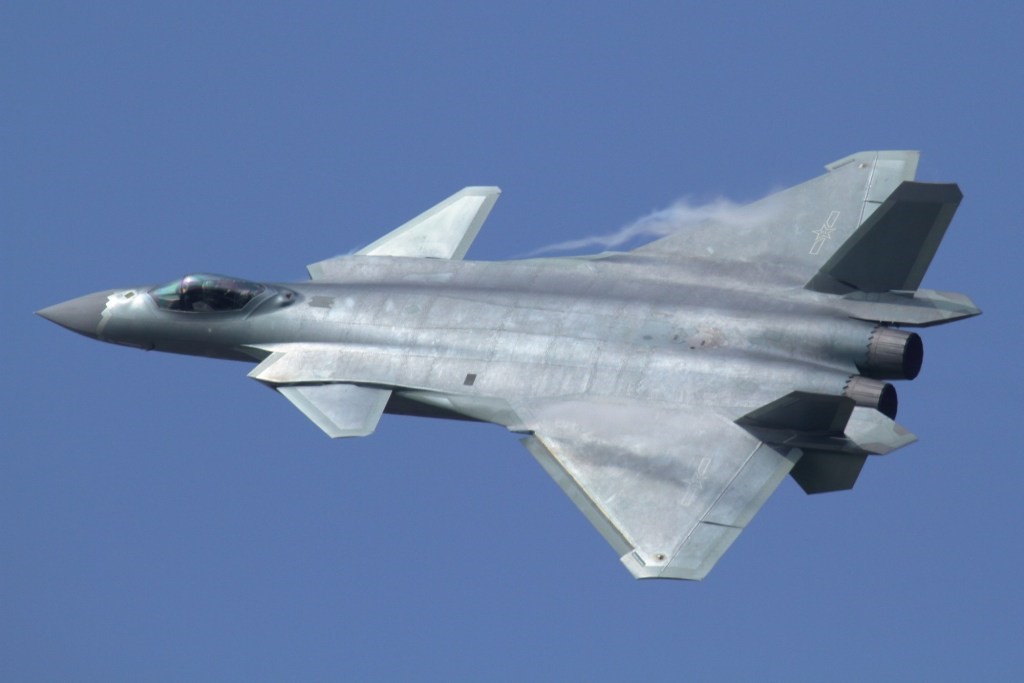 J-20 cortesía de WikiMedia Commons