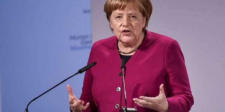 Merkel advierte que retirada de EE. UU. de Siria impulsaría a Irán y Rusia