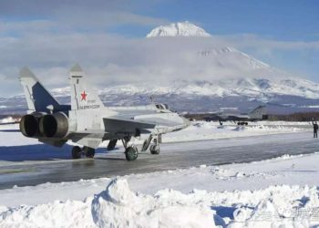 Reclamando el Ártico: Rusia comenzará a enviar cazas de intercepción en patrullas al Polo Norte