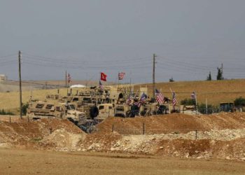 Siria dice que coalición liderada por Estados Unidos golpeó a sus fuerzas en el Este