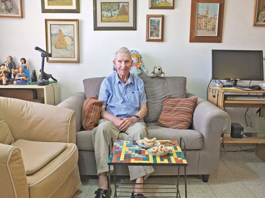 Yair Noam, antes Manfred Nomburg, hoy, en Ramat Gan, 96 años. Eva Sudholt