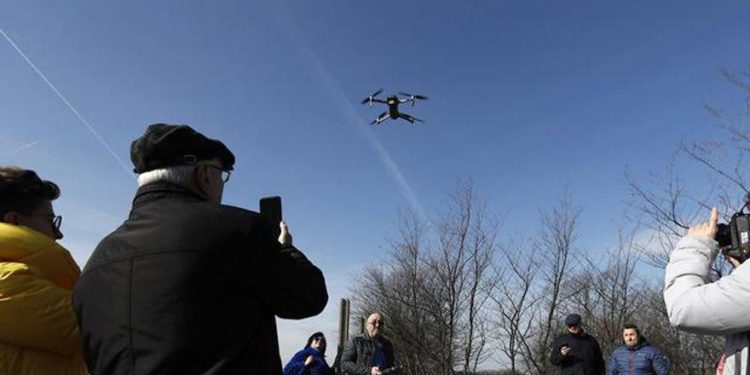 Drones utilizados para mapear los cementerios judíos (Foto: AP)