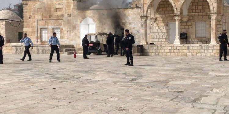 Islamistas atacan a policía de Israel en el Monte del Templo
