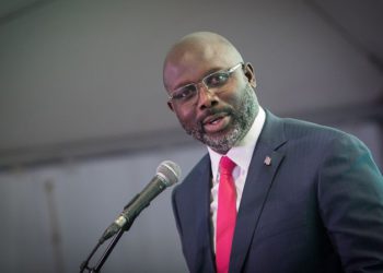 El presidente de Liberia, George Weah, habla durante un evento de fútbol en Jerusalén el 27 de febrero de 2019. (Noam Revkin Fenton / Flash90)