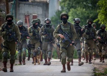 Padre y hermano del terrorista de Ariel, arrestados mientras continúa la persecución