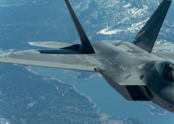 China piensa que sus cazas furtivos pueden vencer al F-35