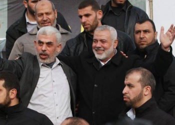 Los líderes de Hamás, Ismail Haniyeh y Yaha Sinwar.