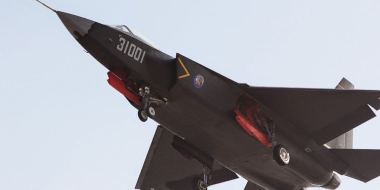 China desarrollará nuevo motor para cazas de combate furtivos con bases en portaaviones