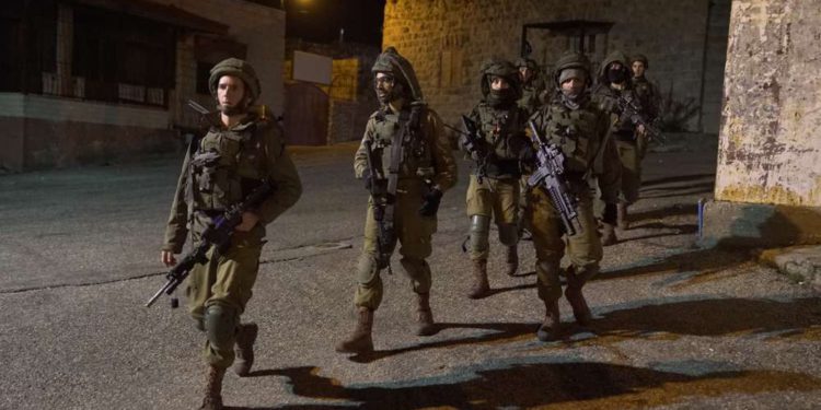 Durante redada antiterrorista muere un árabe que atacó a las fuerzas israelíes