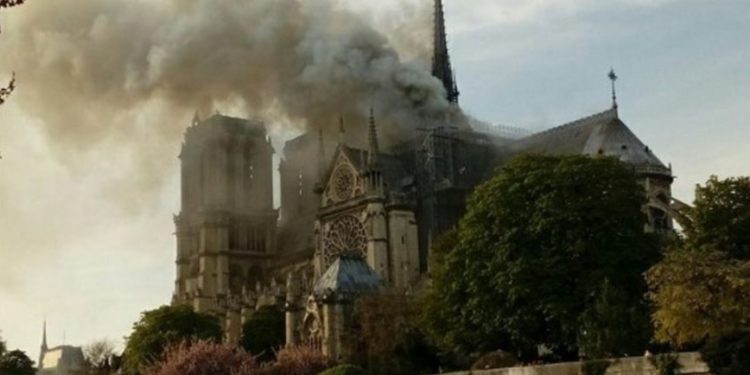 Incendio en la catedral de Notre Dame