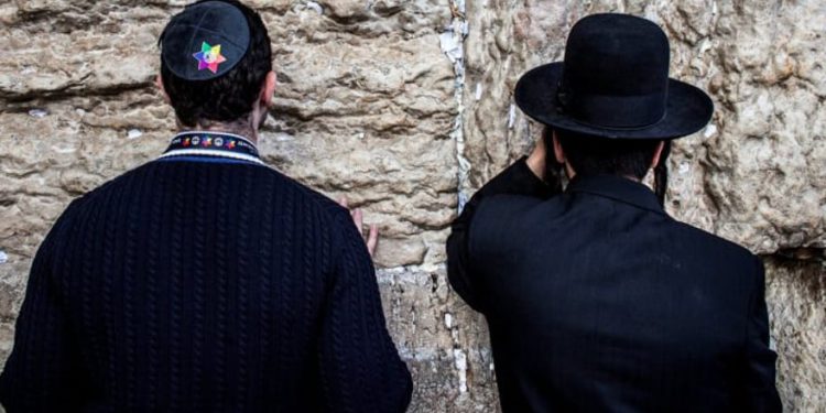 Israel está ayudando a resolver la escasez mundial de educadores y rabinos