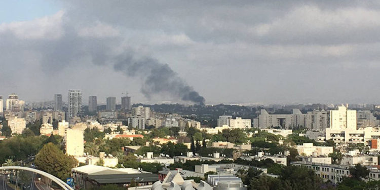 Incendio en base militar de las FDI en Tel Aviv