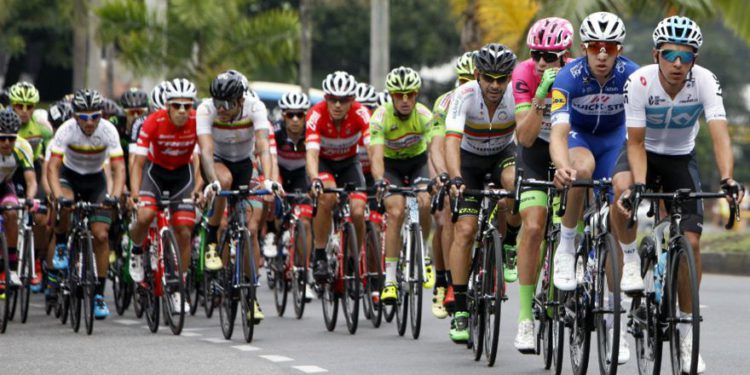 Academia de ciclismo de Israel participa en el Giro de Italia 2019