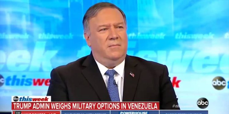 Estados Unidos considera intervención militar en Venezuela “en última instancia”, dice Pompeo