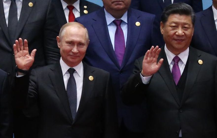 El presidente ruso Vladimir Putin y el presidente chino Xi Jinping