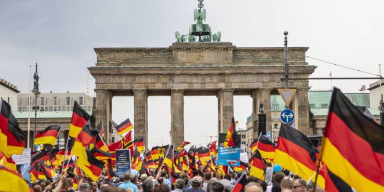 Embajador de Israel en Alemania rechaza cualquier vínculo con el partido de extrema derecha AfD