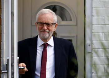 Corbyn cuestiona las acusaciones a Irán por ataque a buques petroleros