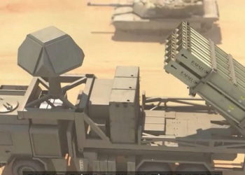 El I-Dome, una versión portátil del sistema de defensa de misiles Iron Dome, fabricado por la compañía aeroespacial israelí Rafael. (captura de pantalla: Canal 13 / Rafael)