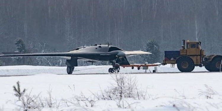 S-70 de Rusia realiza su primer vuelo en el aeródromo de la NAPO