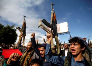 Los partidarios del movimiento Houthi participan en una protesta que marca el Día de Jerusalem, Saná, Yemen, 31 de mayo de 2019. \ MOHAMED AL-SAYAGHI / REUTERS