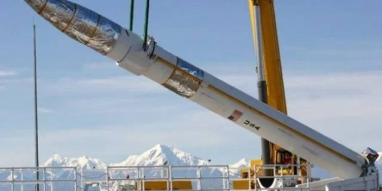 Sistema de defensa de EE.UU. intercepta con éxito un misil balístico intercontinental durante prueba
