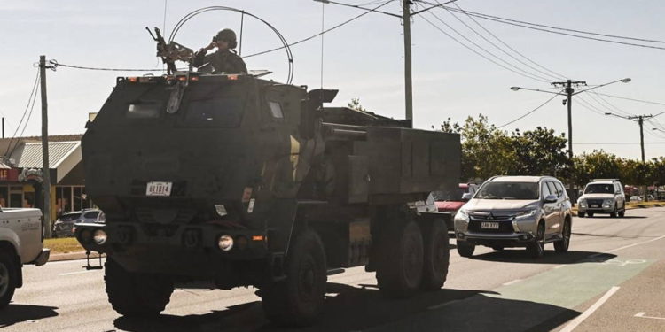 Fuerzas de EE.UU. y Australia llevan a cabo una incursión HIMARS de largo alcance
