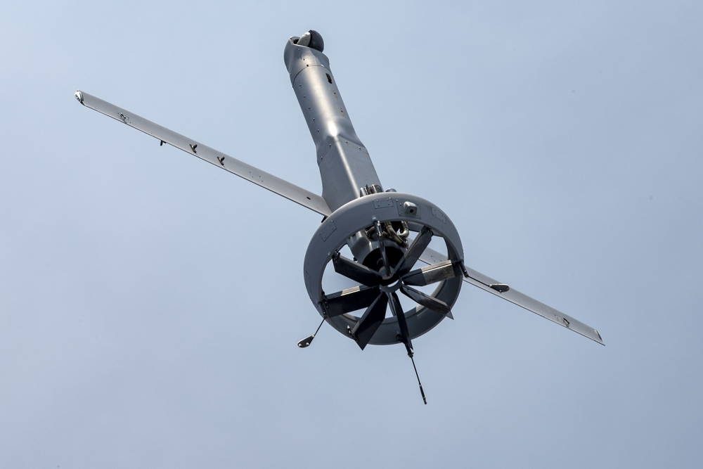 Marina de EE.UU. realiza pruebas de aviones no tripulados revolucionarios