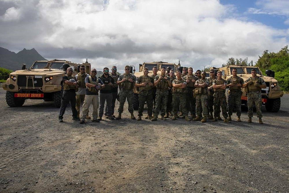 Marines de Estados Unidos lleva a cabo el ejercicio de entrenamiento de campo JLTV