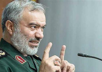 IRGC: Reino Unido y EE. UU. lamentarán haber detenido el petrolero de Irán