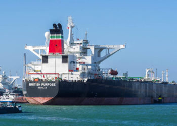Propósito británico - Petrolero crudo - Calandkanaal - Puerto de Rotterdam. (Crédito de la foto: FRANS BERKELAAR)