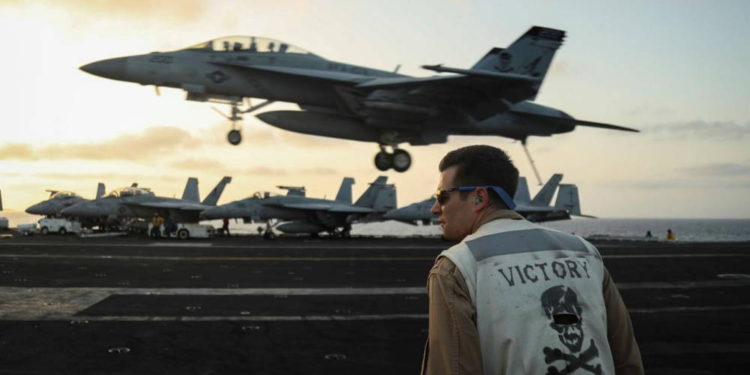 ¿Qué pasaría si se hundiera un portaaviones?