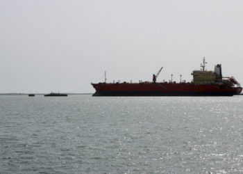 Arabia Saudita envía a tripulante de barco iraní a Omán