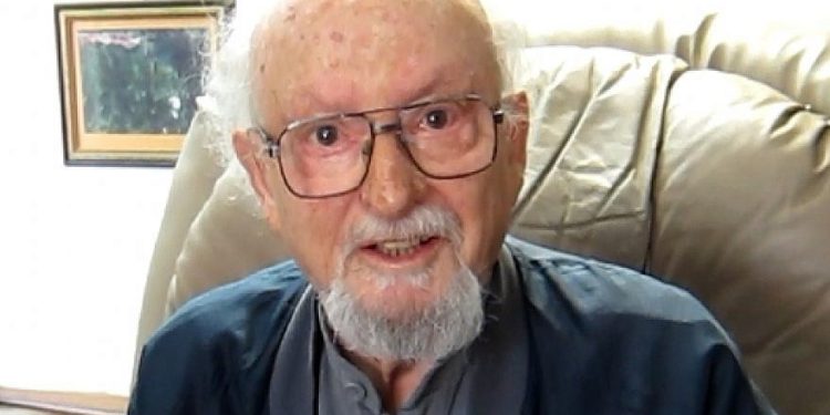 Tuvia Ruebner in 2012. Credit: Wikimedia Commons.