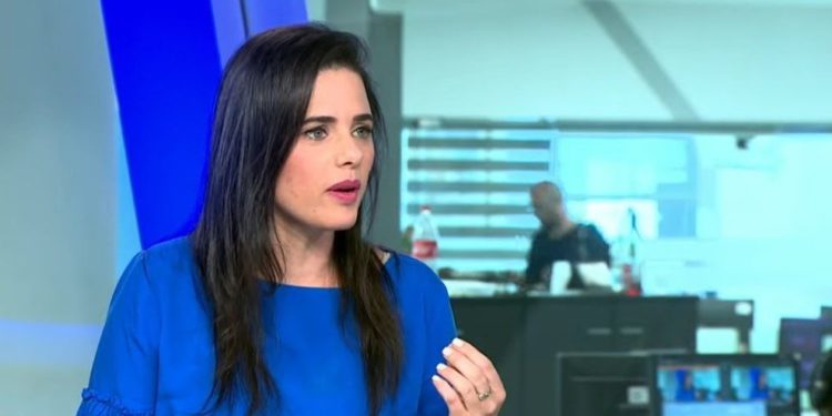 Shaked: Bennett hizo todo lo posible para formar un gobierno de derechas