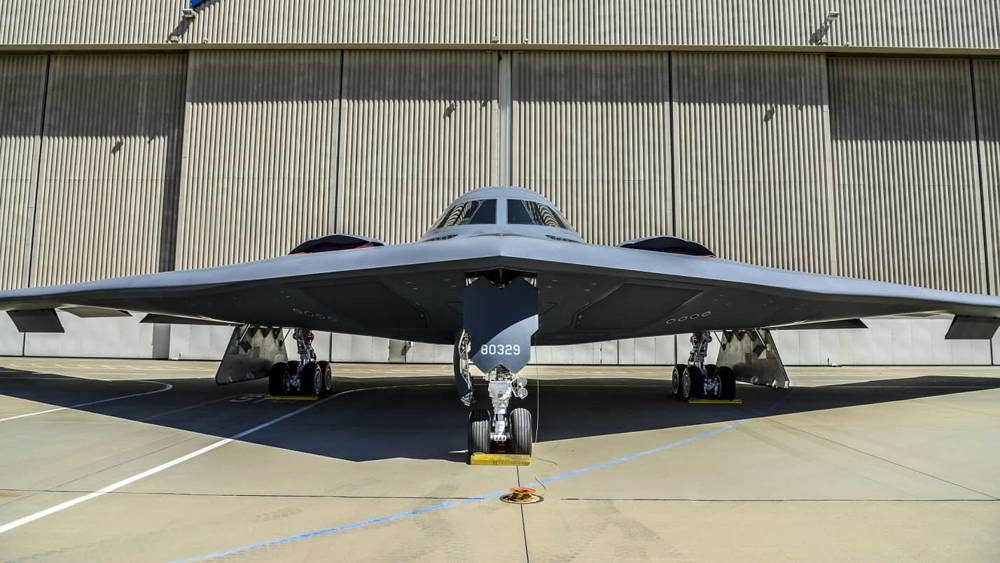 Legendario bombardero sigiloso B-2 celebra el 30º aniversario del primer vuelo